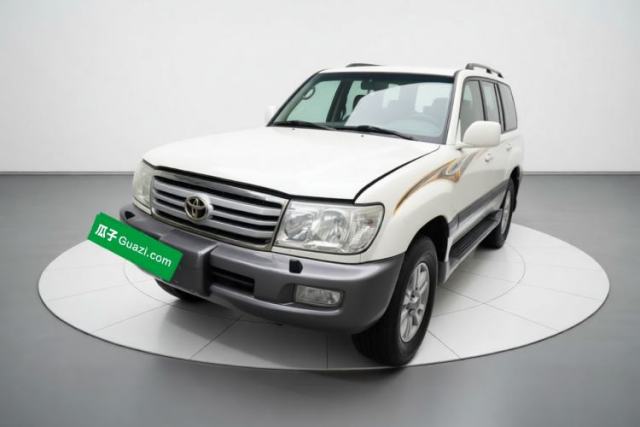 Ojetý Toyota Land Cruiser 2005 4.7L Automatic VX-R Deluxe DVD Edition