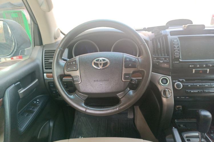 Used Toyota Land Cruiser 2007 4.7L Automatic VX-R Steering Wheel