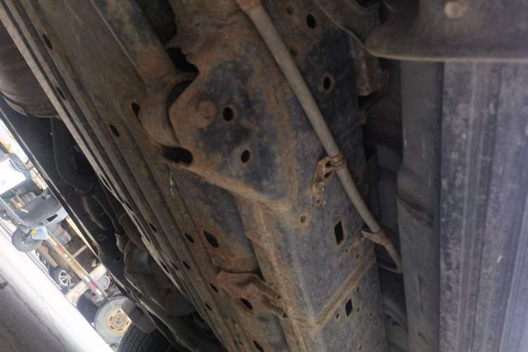 Used Toyota Land Cruiser 2007 4.7L Automatic VX-R Chassis Rear Right