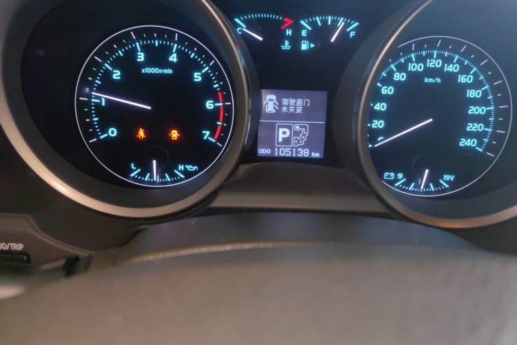 Used Toyota Land Cruiser 2007 4.7L Automatic VX-R Odometer Close Up