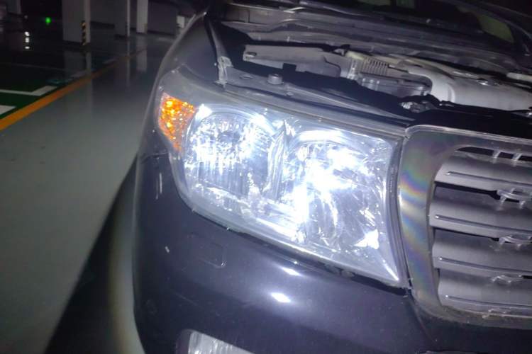 Used Toyota Land Cruiser 2007 4.7L Automatic VX-R Right Front Headlight