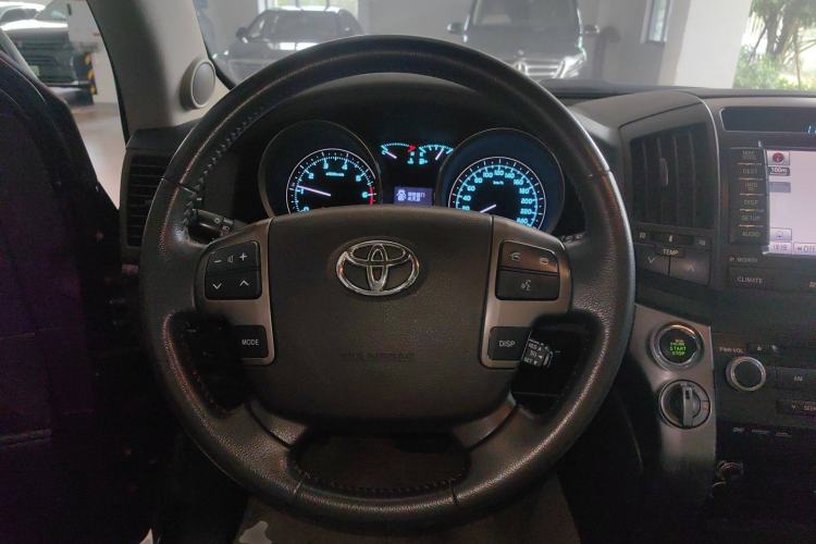 Used Toyota Land Cruiser 2007 4.7L Automatic VX-R Steering Wheel