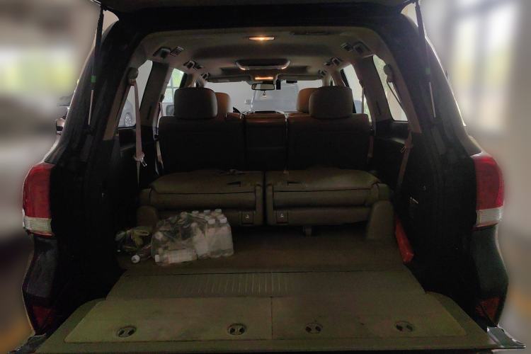 Used Toyota Land Cruiser 2007 4.7L Automatic VX-R Trunk