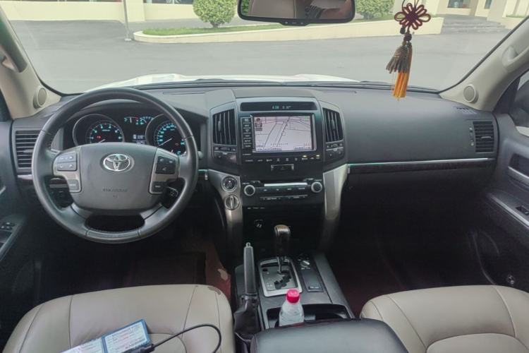 Used Toyota Land Cruiser 2007 4.7L Automatic VX-R Center Console