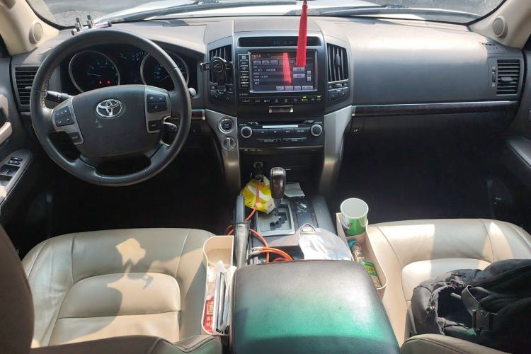 Used Toyota Land Cruiser 2007 4.7L Automatic VX-R Center Console