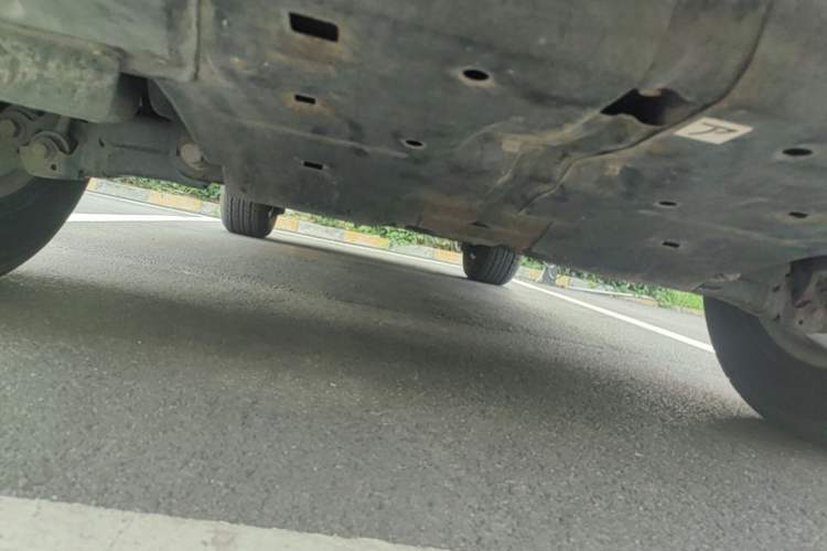 Used Toyota Land Cruiser 2007 4.7L Automatic VX-R Chassis Front