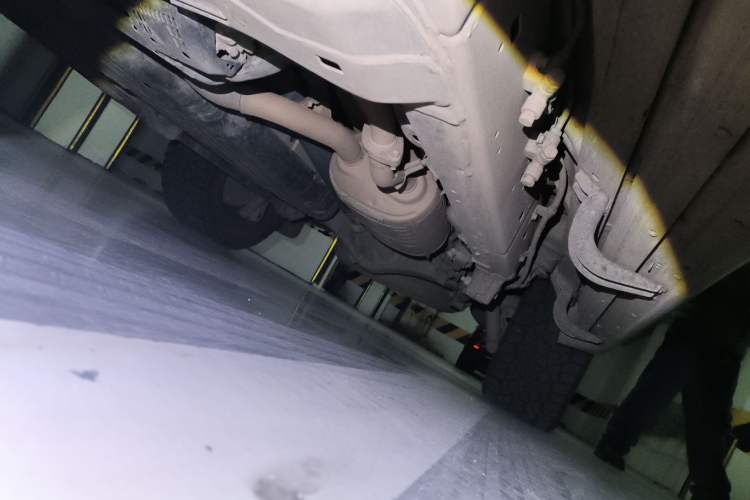 Used Toyota Land Cruiser 2007 4.7L Automatic VX-R Chassis Front Left