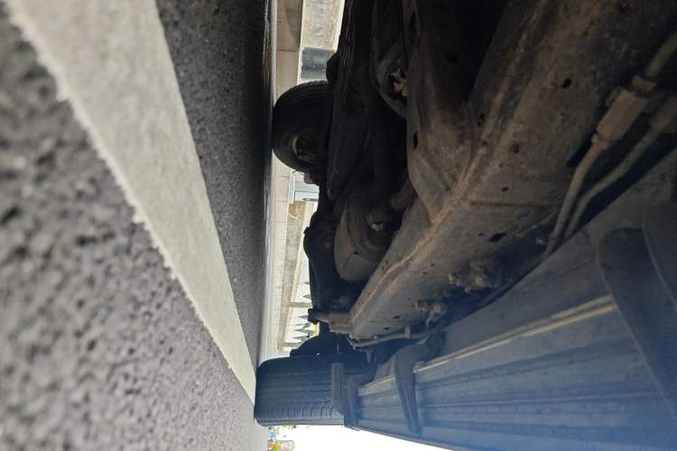 Used Toyota Land Cruiser 2007 4.7L Automatic VX-R Chassis Front Left