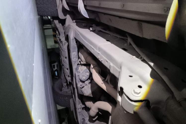 Used Toyota Land Cruiser 2007 4.7L Automatic VX-R Chassis Rear Left