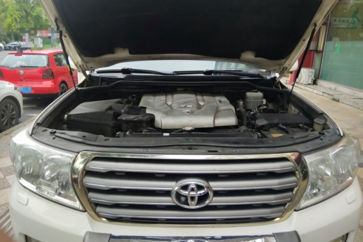 Used Toyota Land Cruiser 2007 4.7L Automatic VX-R Engine Bay