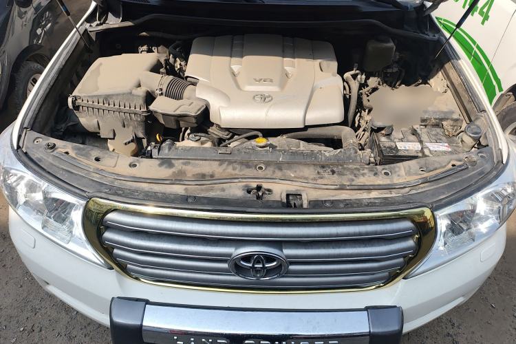 Used Toyota Land Cruiser 2007 4.7L Automatic VX-R Engine Bay