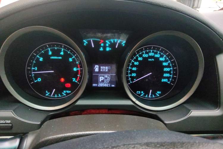 Used Toyota Land Cruiser 2007 4.7L Automatic VX-R Instrument Cluster