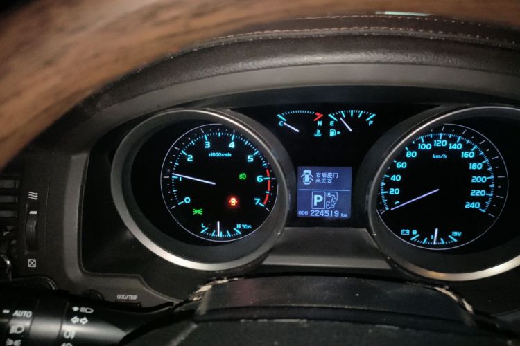 Used Toyota Land Cruiser 2007 4.7L Automatic VX-R Instrument Cluster