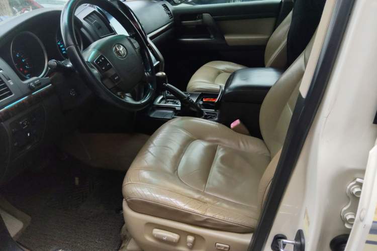 Used Toyota Land Cruiser 2007 4.7L Automatic VX-R Left Front Seat