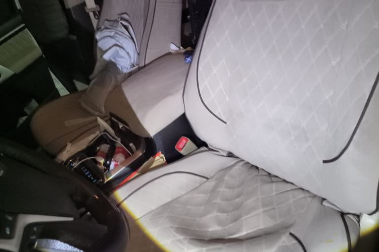 Used Toyota Land Cruiser 2007 4.7L Automatic VX-R Left Front Seat