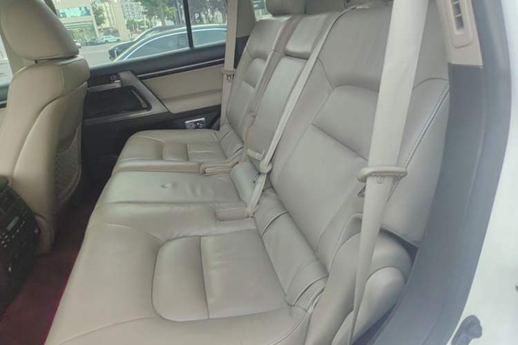 Used Toyota Land Cruiser 2007 4.7L Automatic VX-R Left Rear Seat