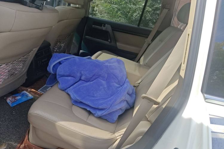 Used Toyota Land Cruiser 2007 4.7L Automatic VX-R Left Rear Seat
