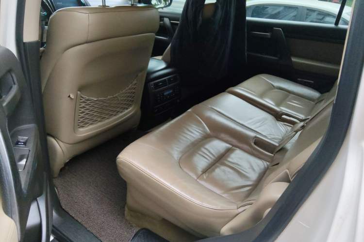 Used Toyota Land Cruiser 2007 4.7L Automatic VX-R Left Rear Seat