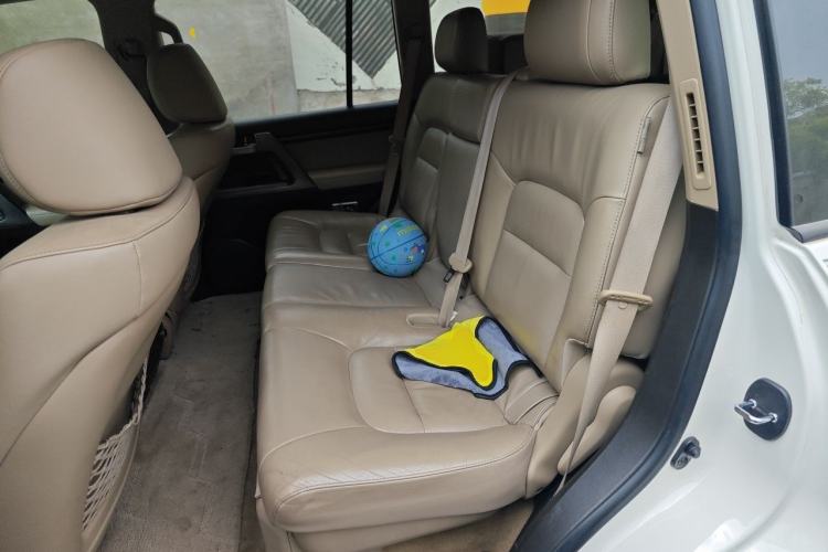 Used Toyota Land Cruiser 2007 4.7L Automatic VX-R Left Rear Seat