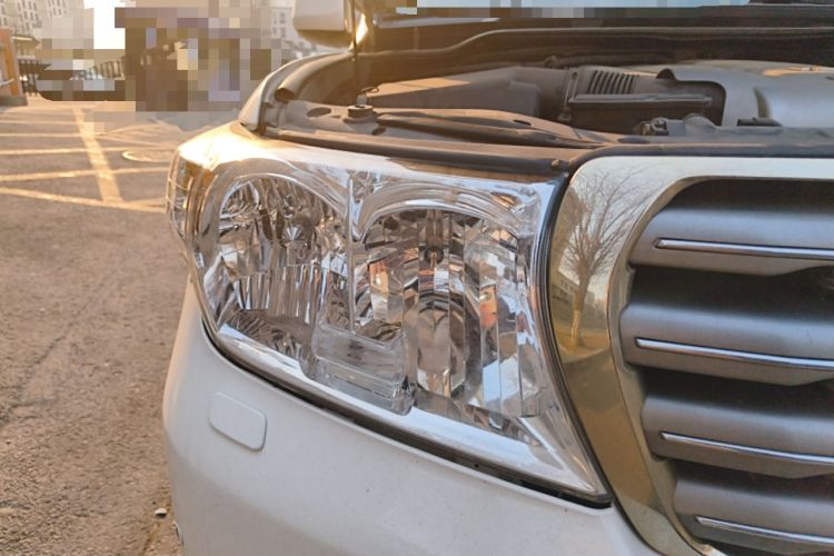 Used Toyota Land Cruiser 2007 4.7L Automatic VX-R Right Front Headlight
