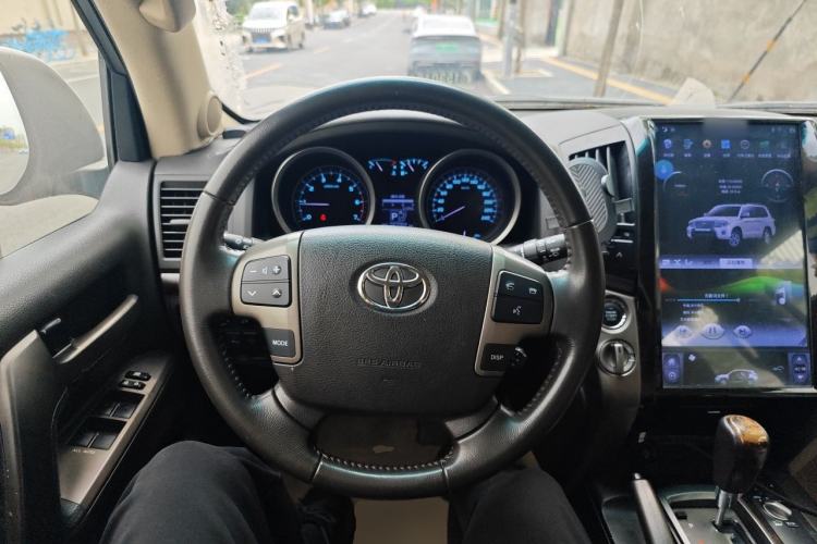 Used Toyota Land Cruiser 2007 4.7L Automatic VX-R Steering Wheel