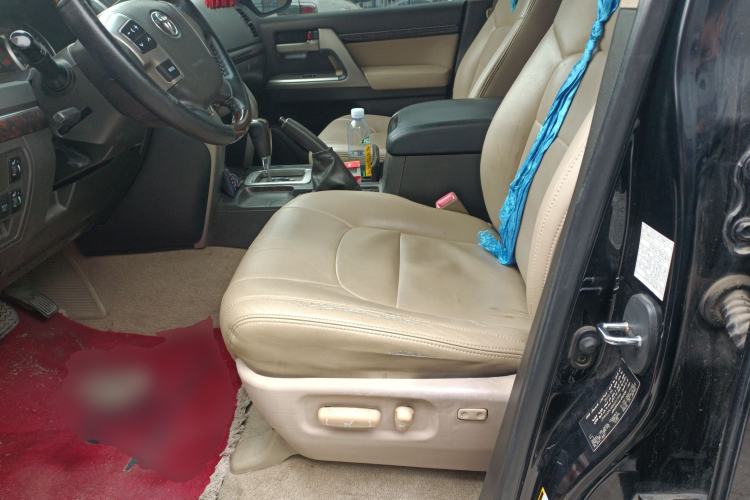 Used Toyota Land Cruiser 2010 4.0L Automatic VX Left Front Seat
