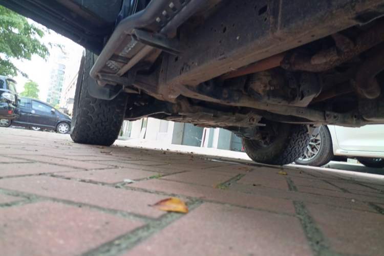 Used Toyota Land Cruiser 2010 4.0L Automatic VX Chassis Front Right