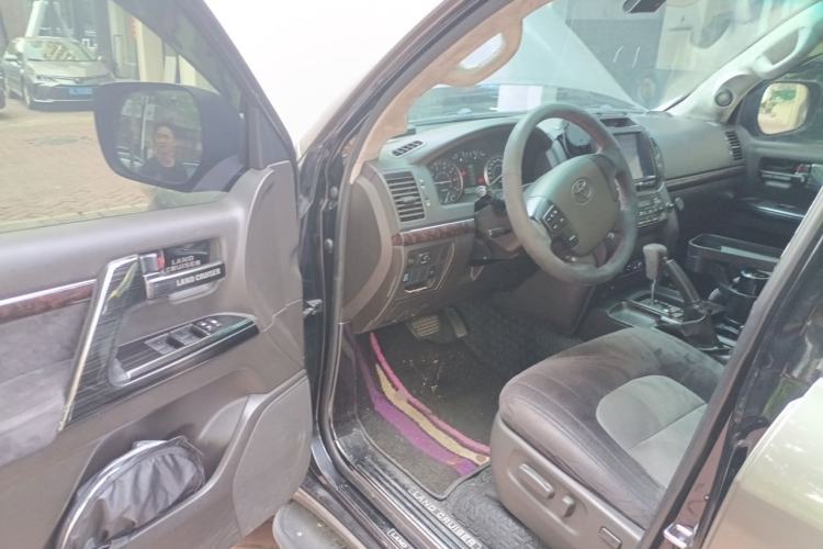 Used Toyota Land Cruiser 2010 4.0L Automatic VX Driver Seat