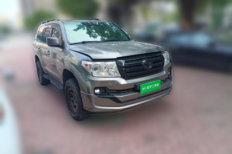 Used Toyota Land Cruiser 2010 4.0L Automatic VX Front Right 45 Deg