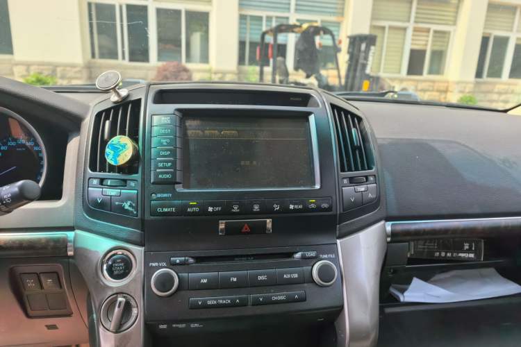 Used Toyota Land Cruiser 2010 4.7L Automatic VX Audio And AC Panel