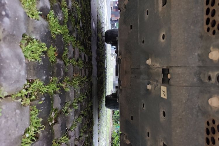 Used Toyota Land Cruiser 2010 4.0L Automatic VX Chassis Front