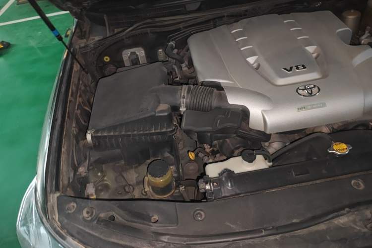 Used Toyota Land Cruiser  Engine Bay Right