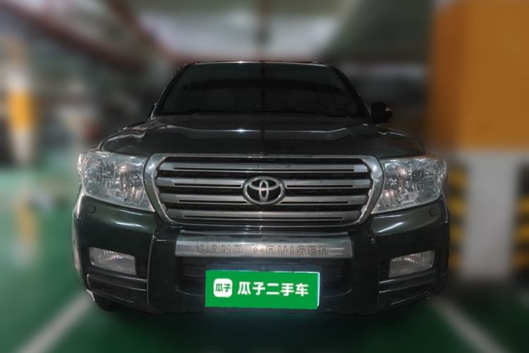 Used Toyota Land Cruiser  Front