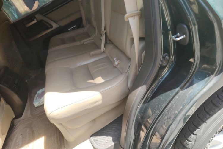 Used Toyota Land Cruiser 2010 4.0L Automatic VX Left Rear Seat