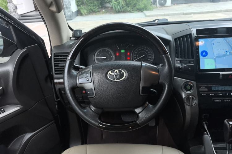 Used Toyota Land Cruiser 2010 4.0L Automatic VX Steering Wheel