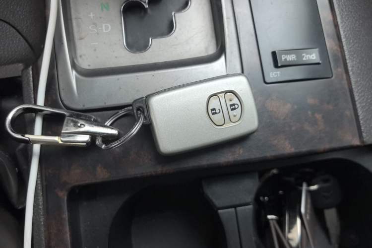 Used Toyota Land Cruiser 2010 4.0L Automatic VX Vehicle Key