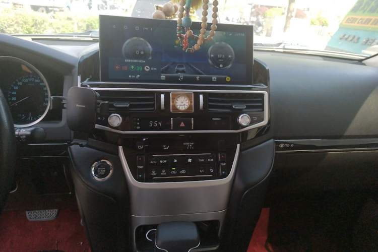Used Toyota Land Cruiser 2010 4.7L Automatic VX Audio And AC Panel