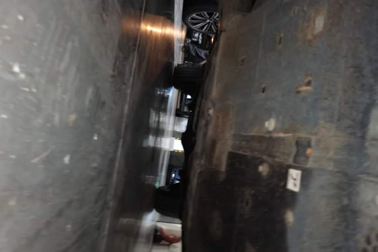 Used Toyota Land Cruiser 2010 4.0L Automatic VX Chassis Front