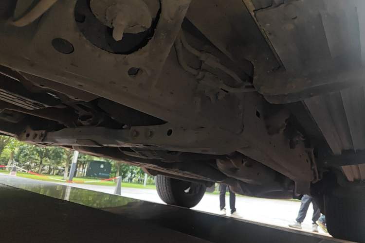 Used Toyota Land Cruiser 2010 4.7L Automatic VX Chassis Front Left