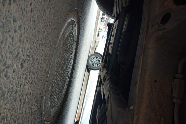 Used Toyota Land Cruiser  Chassis Front Left