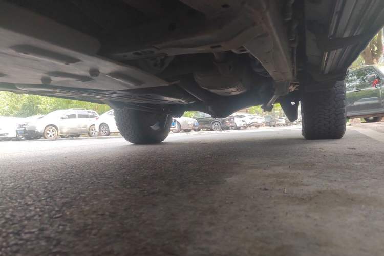 Used Toyota Land Cruiser 2010 4.7L Automatic VX Chassis Front Left