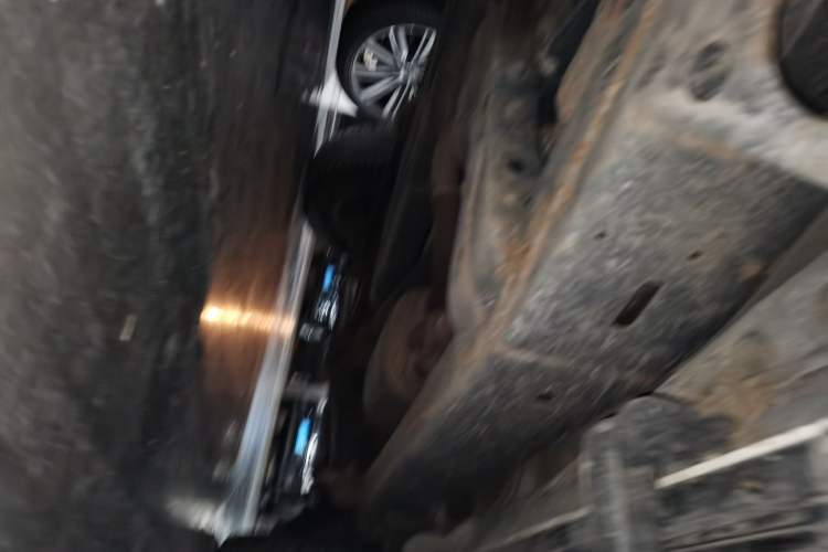 Used Toyota Land Cruiser 2010 4.0L Automatic VX Chassis Front Left