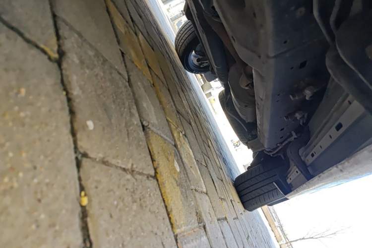 Used Toyota Land Cruiser 2010 4.7L Automatic VX Chassis Front Left