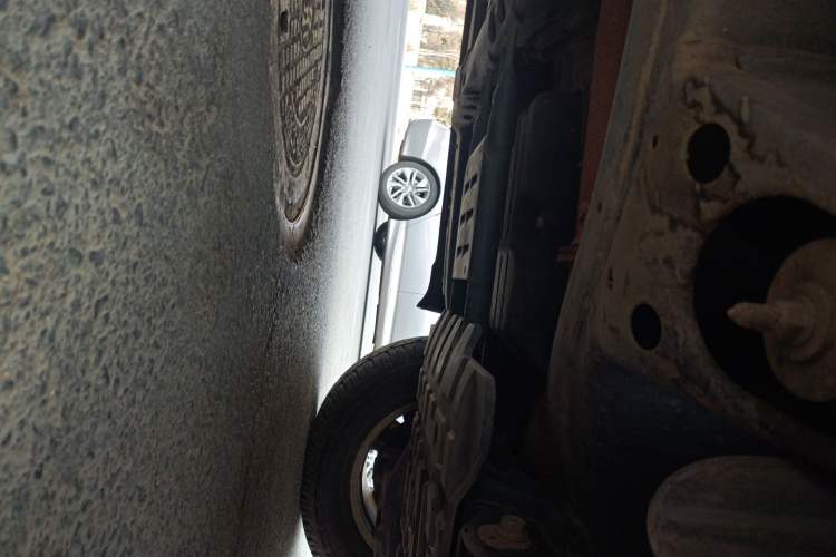 Used Toyota Land Cruiser  Chassis Front Right