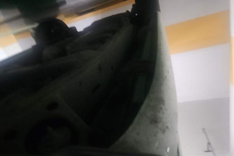 Used Toyota Land Cruiser 2010 4.0L Automatic VX Chassis Front Right