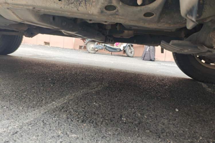 Used Toyota Land Cruiser 2010 4.0L Automatic VX Chassis Front Right