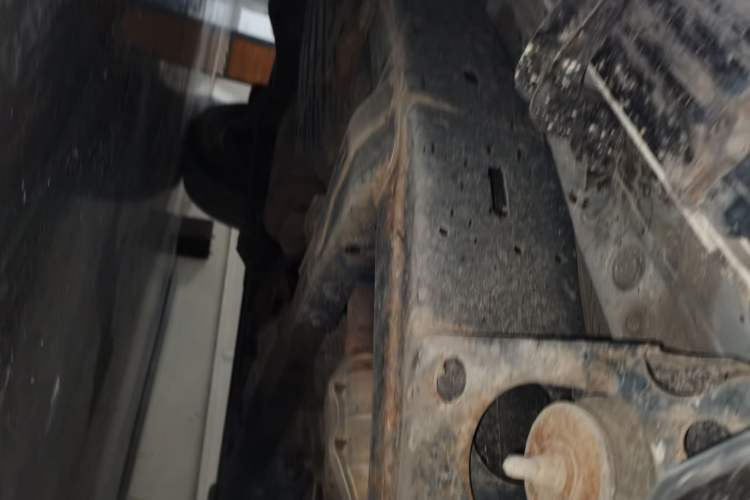Used Toyota Land Cruiser 2010 4.0L Automatic VX Chassis Front Right