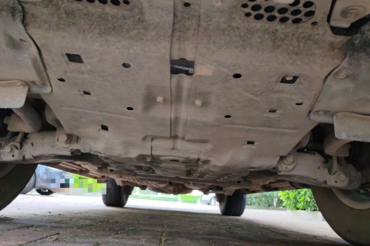 Used Toyota Land Cruiser 2010 4.7L Automatic VX Chassis Front