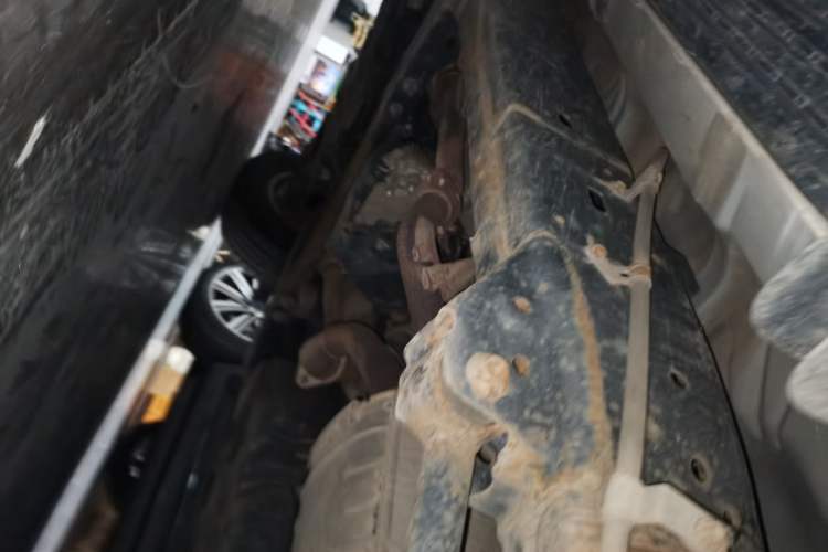 Used Toyota Land Cruiser 2010 4.0L Automatic VX Chassis Rear Left