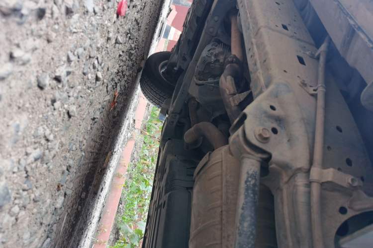Used Toyota Land Cruiser 2010 4.0L Automatic VX Chassis Rear Left